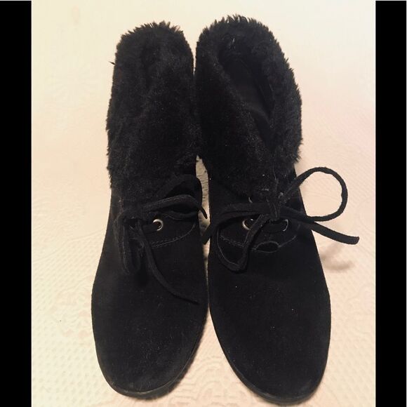 B Makowski black suede ankle boots - Picture 3 of 7